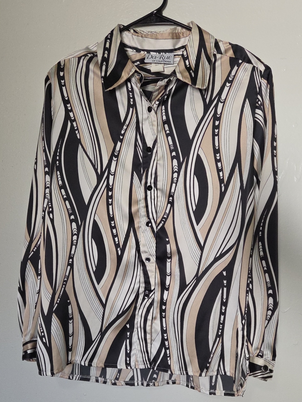 Da-Rue Of California Vintage Women's Long-Sleeve Button-Up Blouse